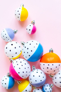 DIY Christmas bauble ideas: Polka dot baubles